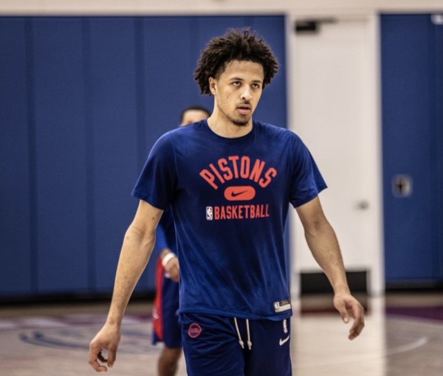 先进的足球 先进的足球