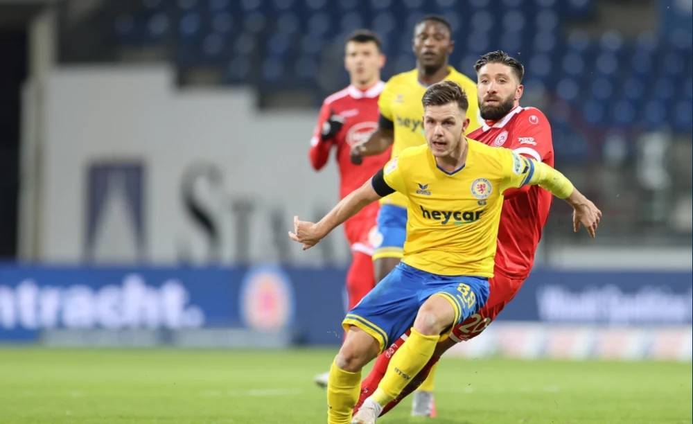 侧防守注意 侧防守注意